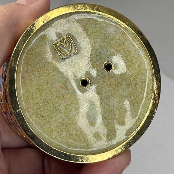 Vintage Cloisonné drum and sticks ornament. Bright and in beautiful shape. - Picture 3 of 9